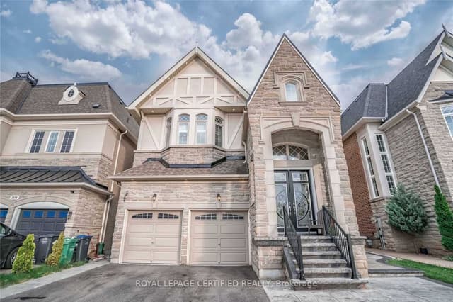 Detached at 3274 Erin Centre Boulevard, Mississauga, ON L5M 0K9