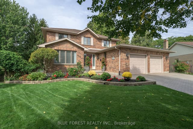 Detached at 1039 Country Club Court, London South, ON N6C 5R9