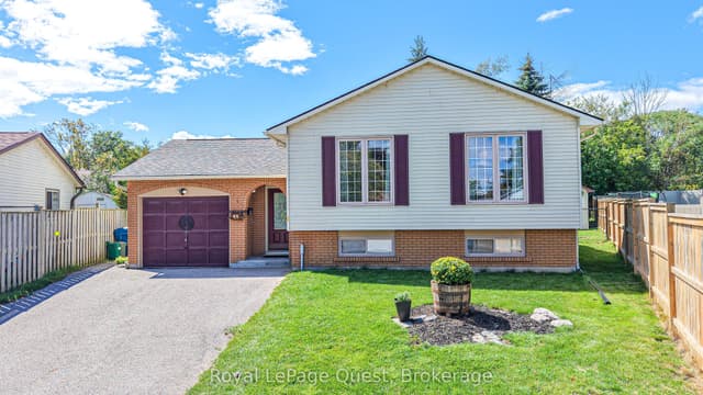Detached at 4 Kehoe Court, Orillia, ON L3V 7B5
