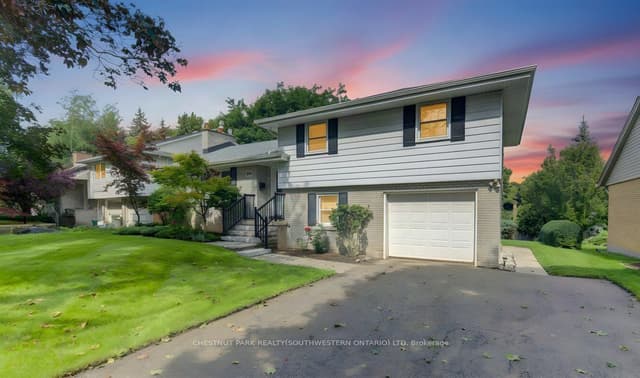 Detached at 204 Stanley Drive, Waterloo, ON N2L 1H4