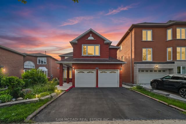 Detached at 4778 Crystal Rose Drive BSMT, Mississauga, ON L5V 1G9