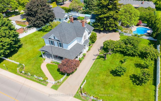 Detached at 24-26 MAPLE Avenue, Grimsby, ON L3M 3B6