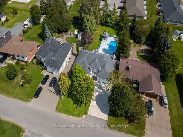 Detached at 3047 Errington Avenue, Greater Sudbury, ON P0M 1L0
