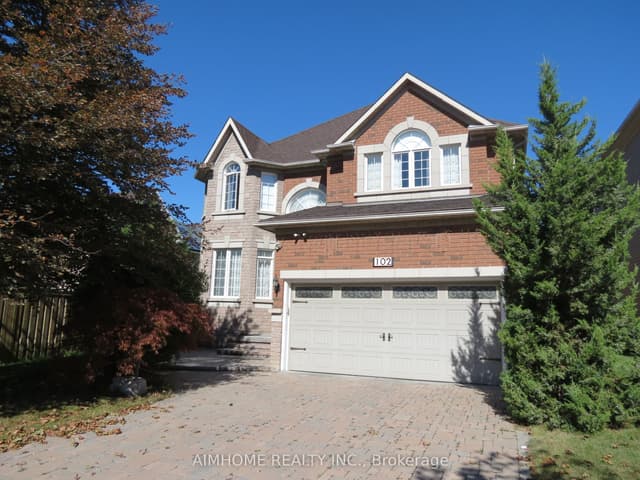 Detached at 102 Farmstead Road, Richmond Hill, ON L4S 1W8