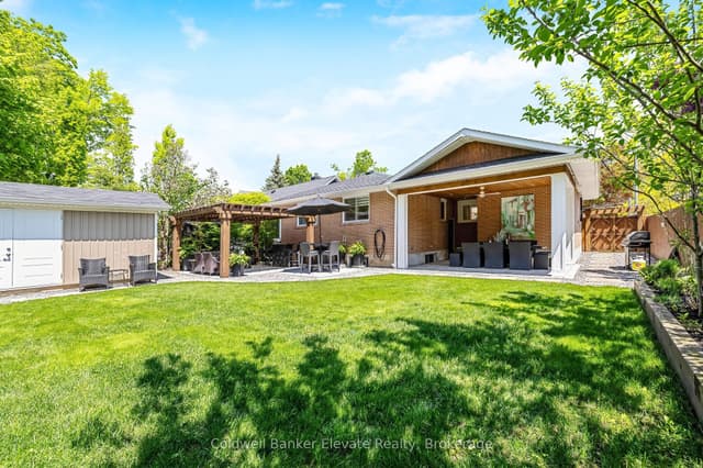 Detached at 21 Market Street, Halton Hills, ON L7G 3B9