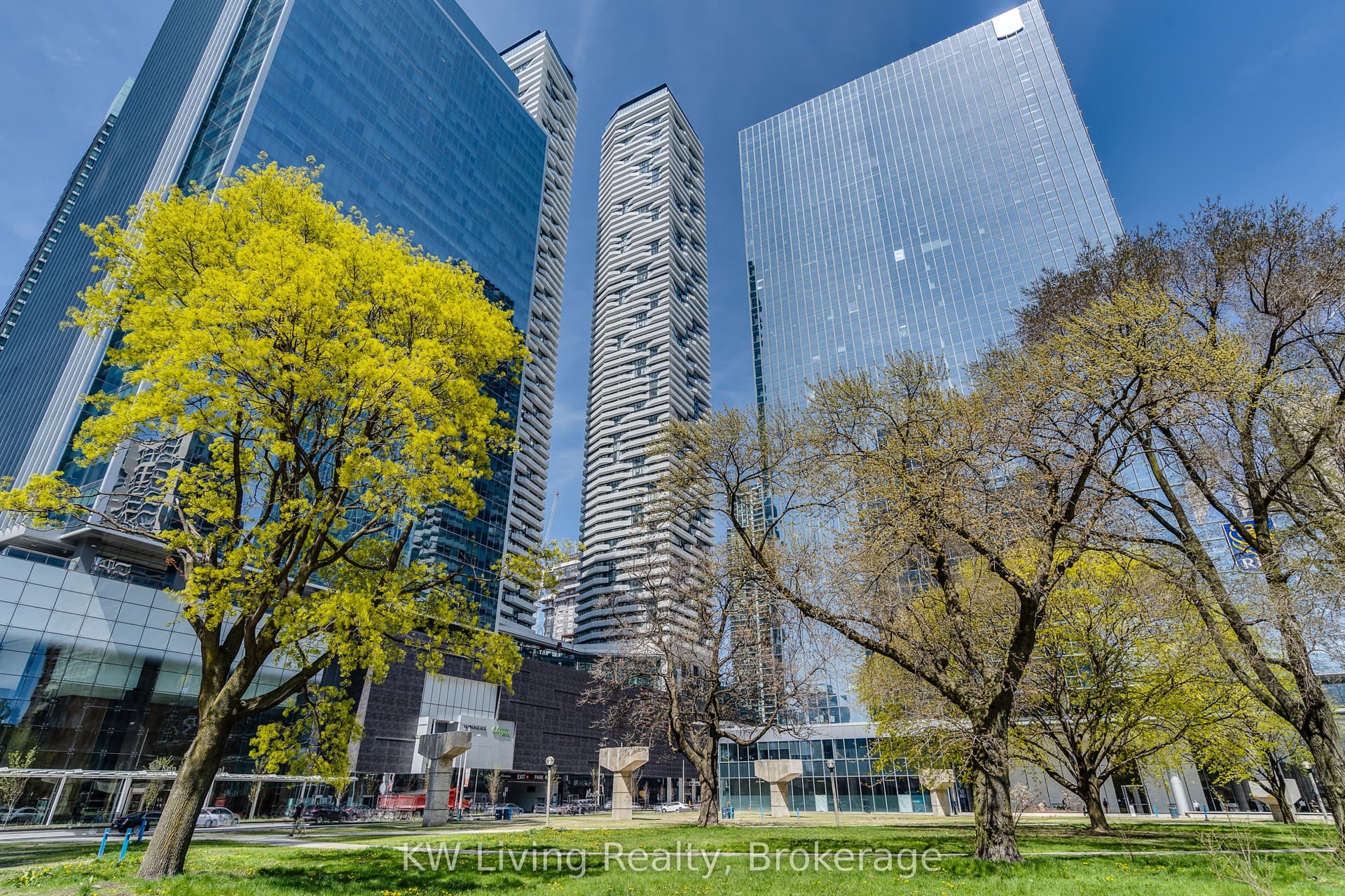 Unit 5109 · 88 Harbour St E