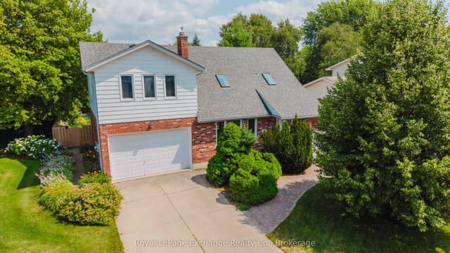 Detached at 953 Parkwood Drive, Saugeen Shores, ON N0H 2C2