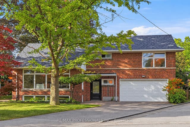 Detached at 8 Northolt Court, Toronto, ON M9A 3B1, Toronto W08