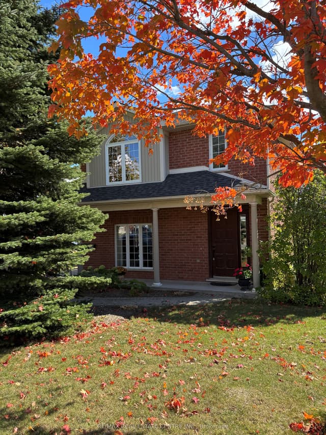 Duplex at 300 A Broadway, Orangeville, ON L9W 1L3