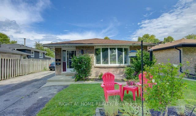 Duplex at 204 Holborn Drive, Kitchener, ON N2A 2E8