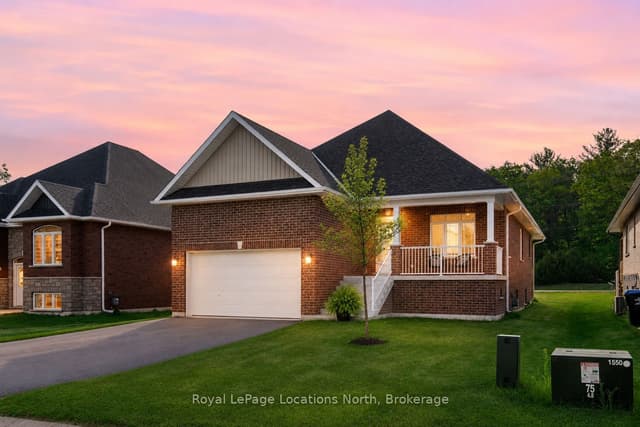 Detached at 12 NATURES Trail, Wasaga Beach, ON L9Z 0H4