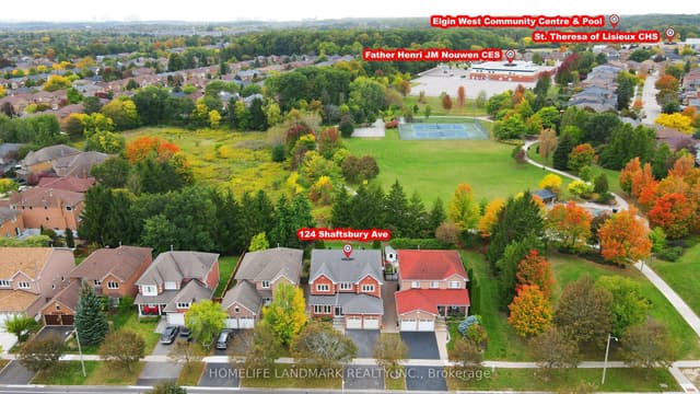 Detached at 124 Shaftsbury Avenue, Richmond Hill, ON L4C 0G6