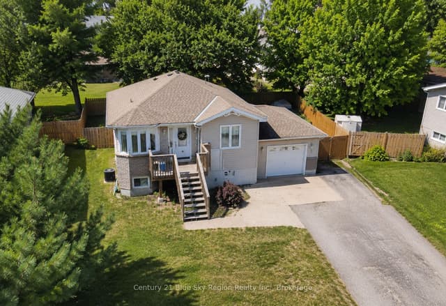 Detached at 1294 Airport Road, North Bay, ON P1B 8G2