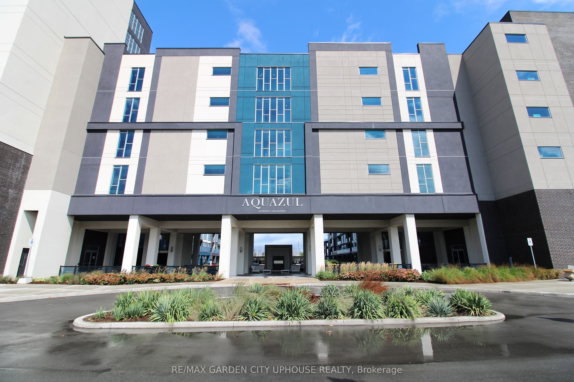 Suite 336 · Floor 3, Unit 336 · 16 Concord Pl