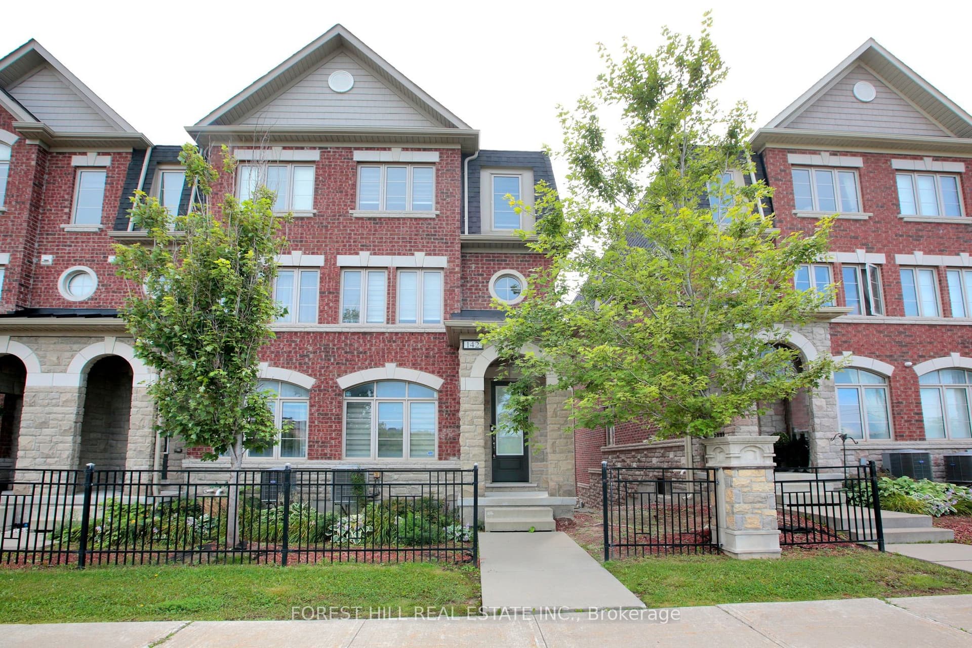 Suite 142 · Floor 1, Unit 142 · 1331 Major Mackenzie Dr W