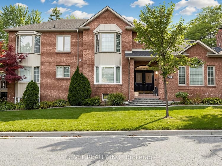 831 Regal Crescent