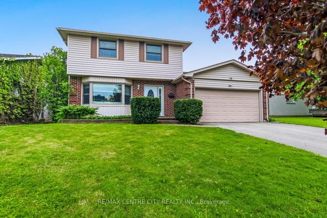 Detached at 10 Runnymede Crescent, London North, ON N6G 1Z8