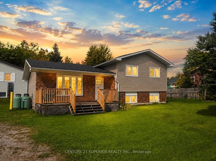 64 Parkway Place
