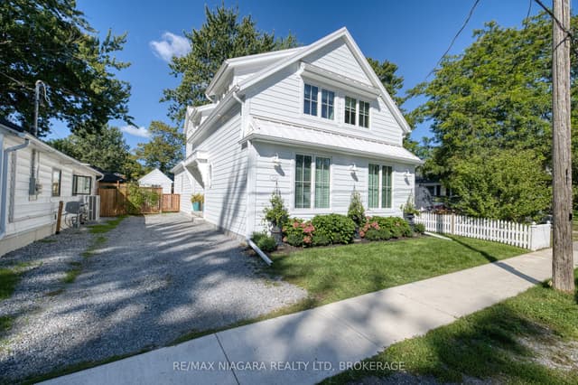 Detached at 313 Beechwood Avenue W, Fort Erie, ON L0S 1B0