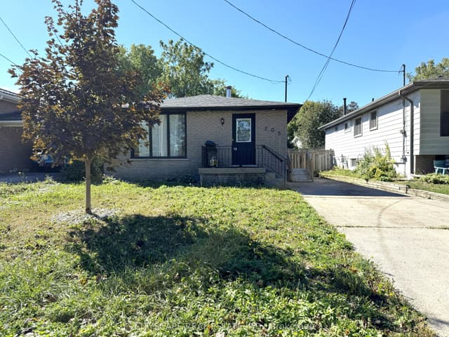Detached at 205 Bonaventure Drive, Hamilton, ON L9C 4R1