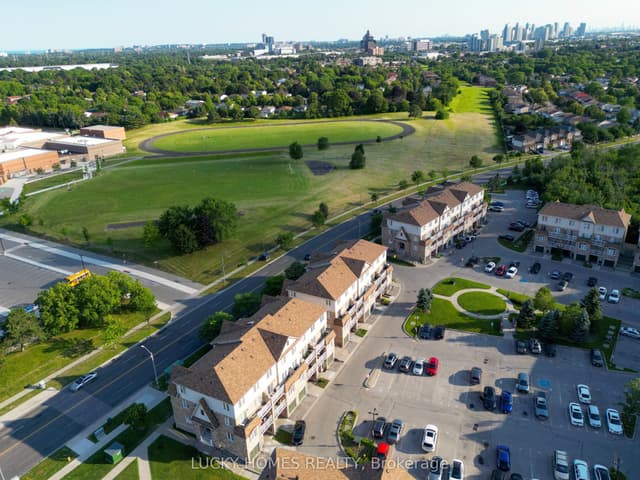Condo Townhouse at 200 Mclevin Avenue 96, Toronto, ON M1B 6C6, Toronto E11