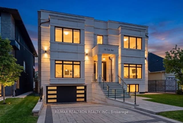 Detached at 116 OAK Avenue, Richmond Hill, ON L4C 6R7