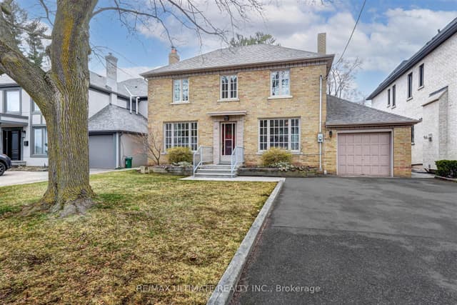 Detached at 12 Tregellis Road, Toronto, ON M3H 1K2, Toronto C07
