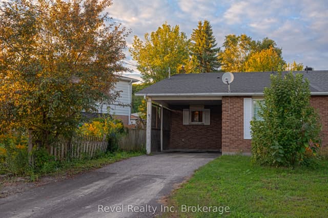 Semi-Detached at 5 Southview Crescent, North Bay, ON P1B 8T9