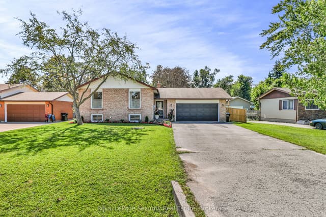 Detached at 1045 Lebanon Drive, Innisfil, ON L9S 2B7