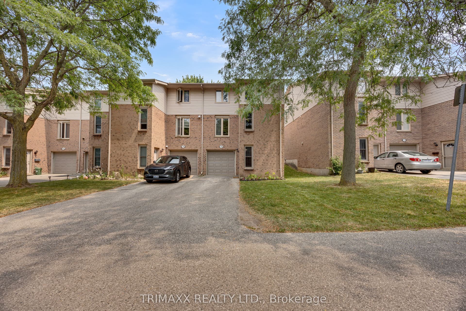 Suite 35, Unit 35 · 1855 Aldersbrook Rd