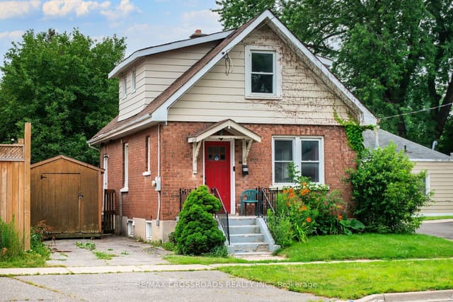 Detached at 313 Olive Avenue, Oshawa, ON L1H 2P5