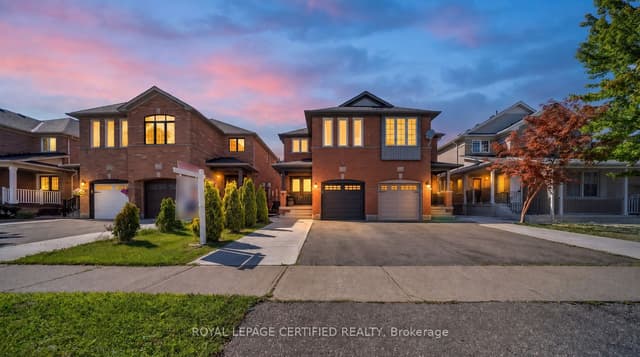 Semi-Detached at 70 Vintage Gate, Brampton, ON L6X 5C2
