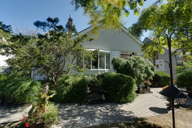 Detached at 12 Don Street, Hamilton, ON L9H 4N9