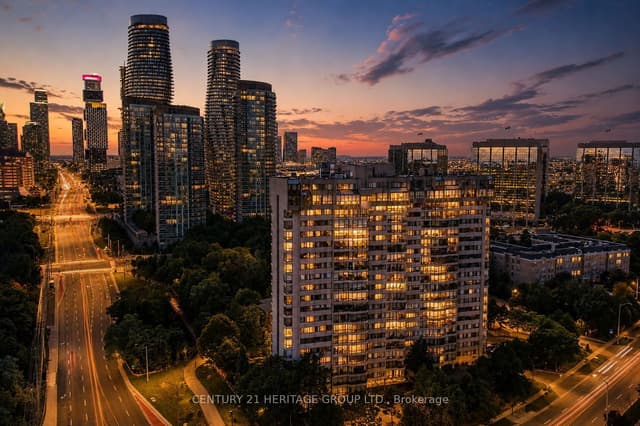 Condo Apartment at 200 Robert Speck Parkway PH1, Mississauga, ON L4Z 1S3