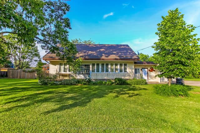 Detached at 20 Bayview Avenue, Norfolk, ON N0E 1P0