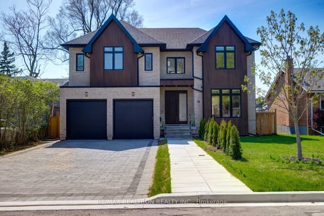 Detached at 28 Ternhill Crescent, Toronto, ON M3C 2E5, Toronto C13