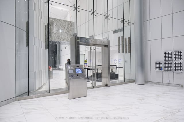Condo Apartment at 12 York Street 4908, Toronto, ON M5J 0A9, Toronto C01