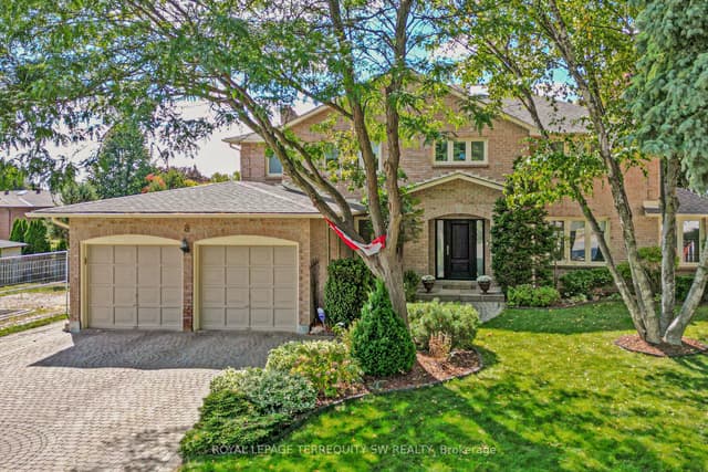 Detached at 8 Chalmers Court, Brampton, ON L6Z 3G9