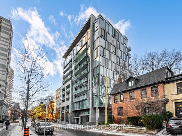 Office at 128 Pears Avenue, Toronto, ON M5R 1T2, Toronto C02