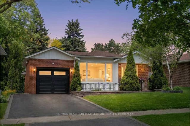 Detached at 8 Meadowglade Crescent, Toronto, ON M2J 1C7, Toronto C15