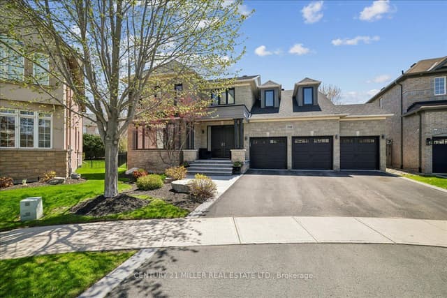 Detached at 3348 Skipton Lane, Oakville, ON L6M 0K3