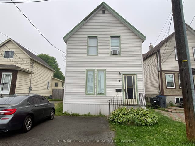 Detached at 12 Machar Avenue, Thunder Bay, ON P7B 2Y3