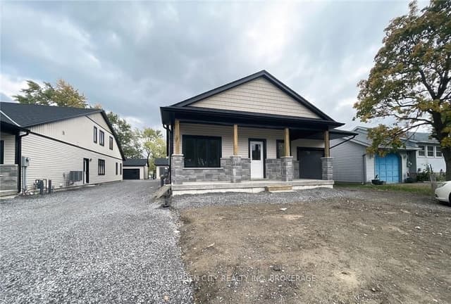 Semi-Detached at 13 VALLEY Road 4-LOWER LEVEL, St. Catharines, ON L2S 1Y7