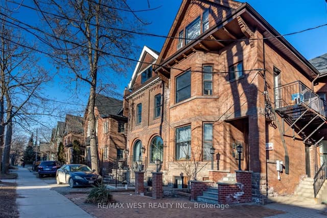 Semi-Detached at 125 Madison Avenue, Toronto, ON M5R 2S3, Toronto C02