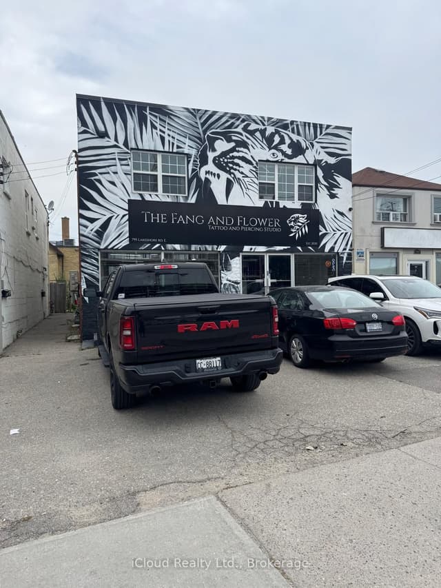 Fourplex at 795 Lakeshore Road E 2C, Mississauga, ON L5E 1C8