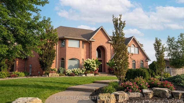 Detached at 4 Crawford Street, Chatham-Kent, ON N0P 1L0
