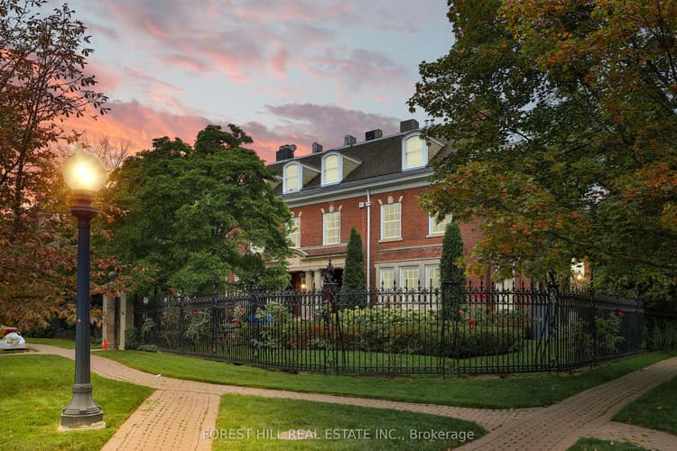 1 Chestnut Park