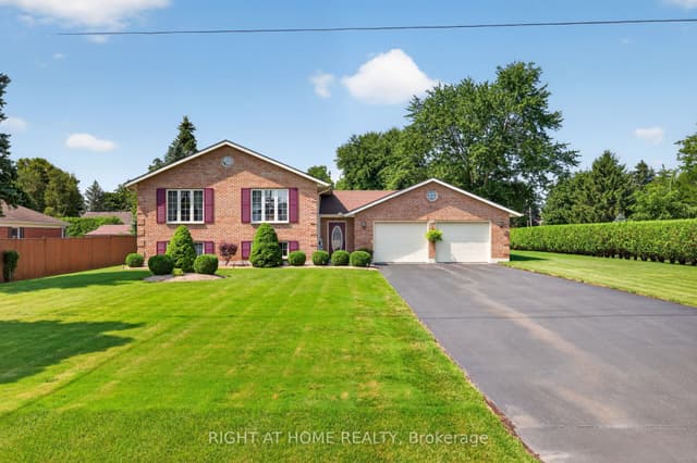 Detached at 13 St Ladislaus Street, Norfolk, ON N0J 1E0