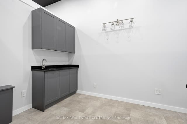 Commercial Retail at 45 Wyndham Street N 103, Guelph, ON N1H 4E4