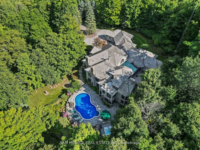 Detached at 10140 Pineview Trail, Milton, ON L0P 1B0